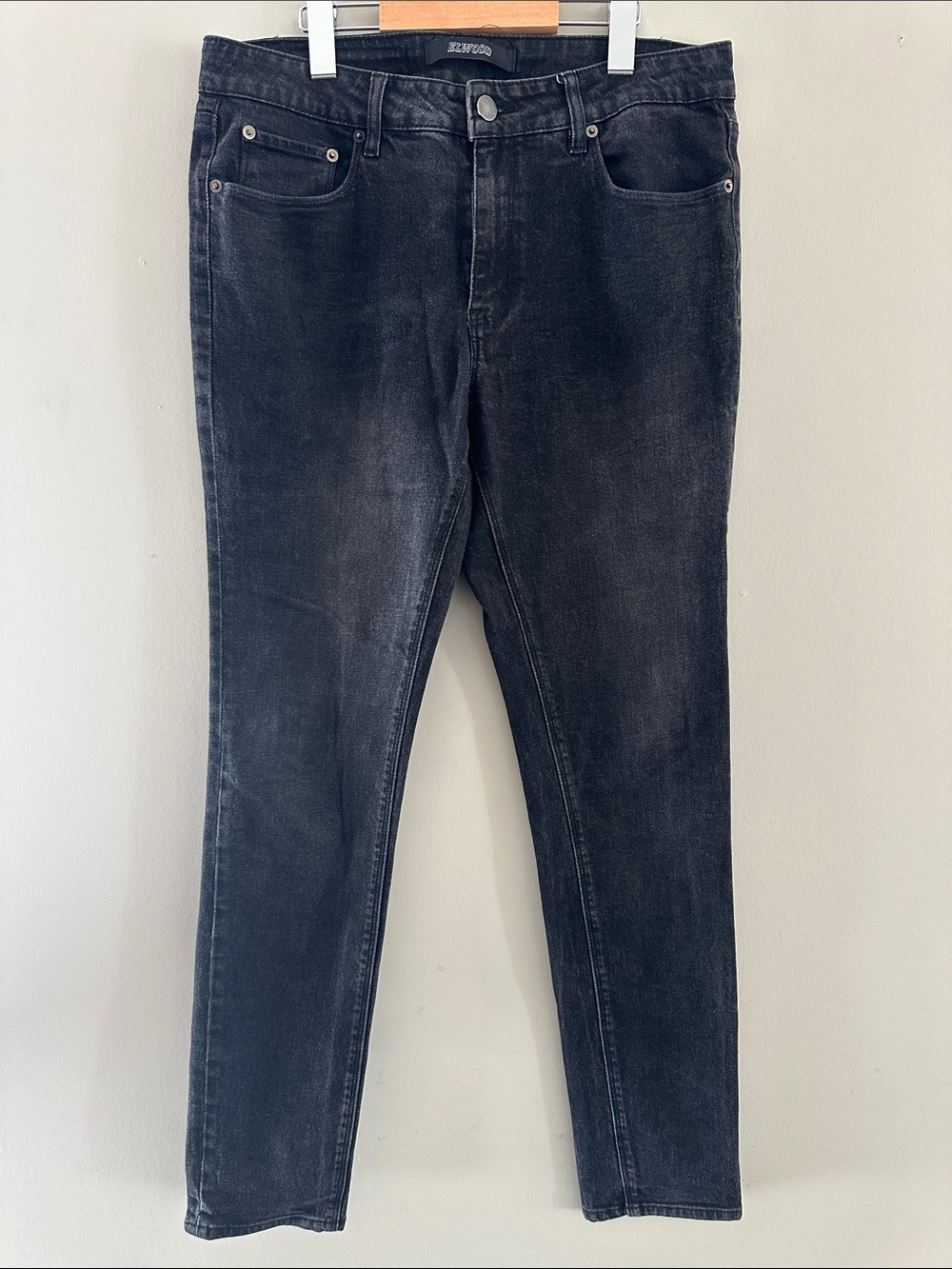 Elwood Jeans black